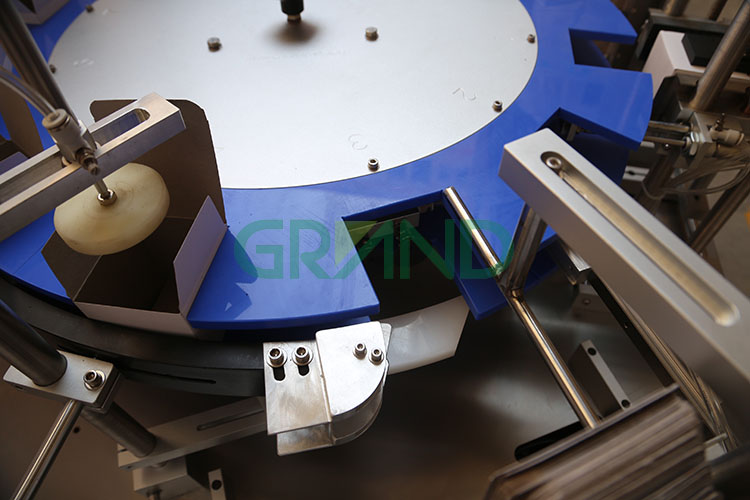 vertical cartoning machine 수직 카톤 기계 05