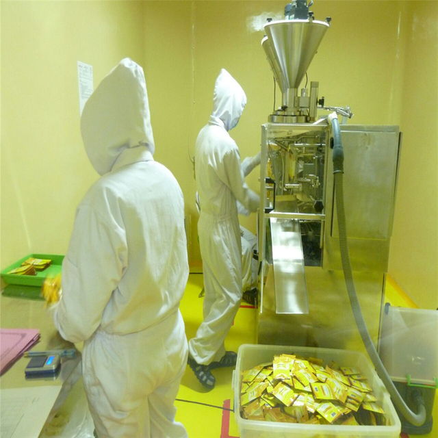 미국 고객은 분말 제품을위한 sachet 포장 기계를 구매했습니다