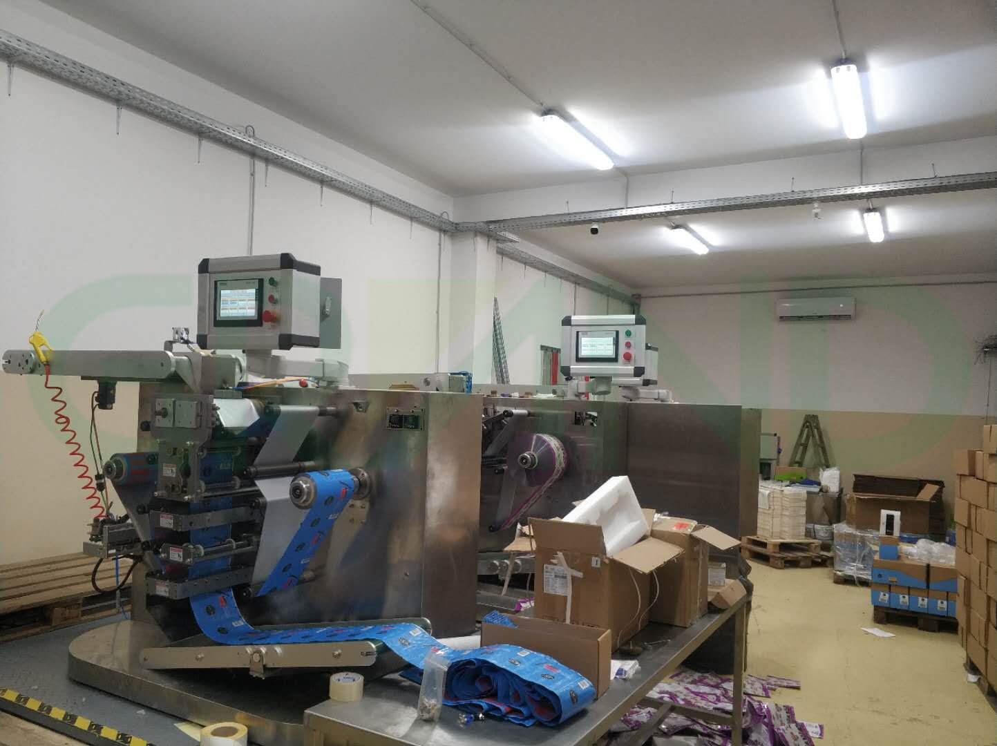 스트립 포장 기계