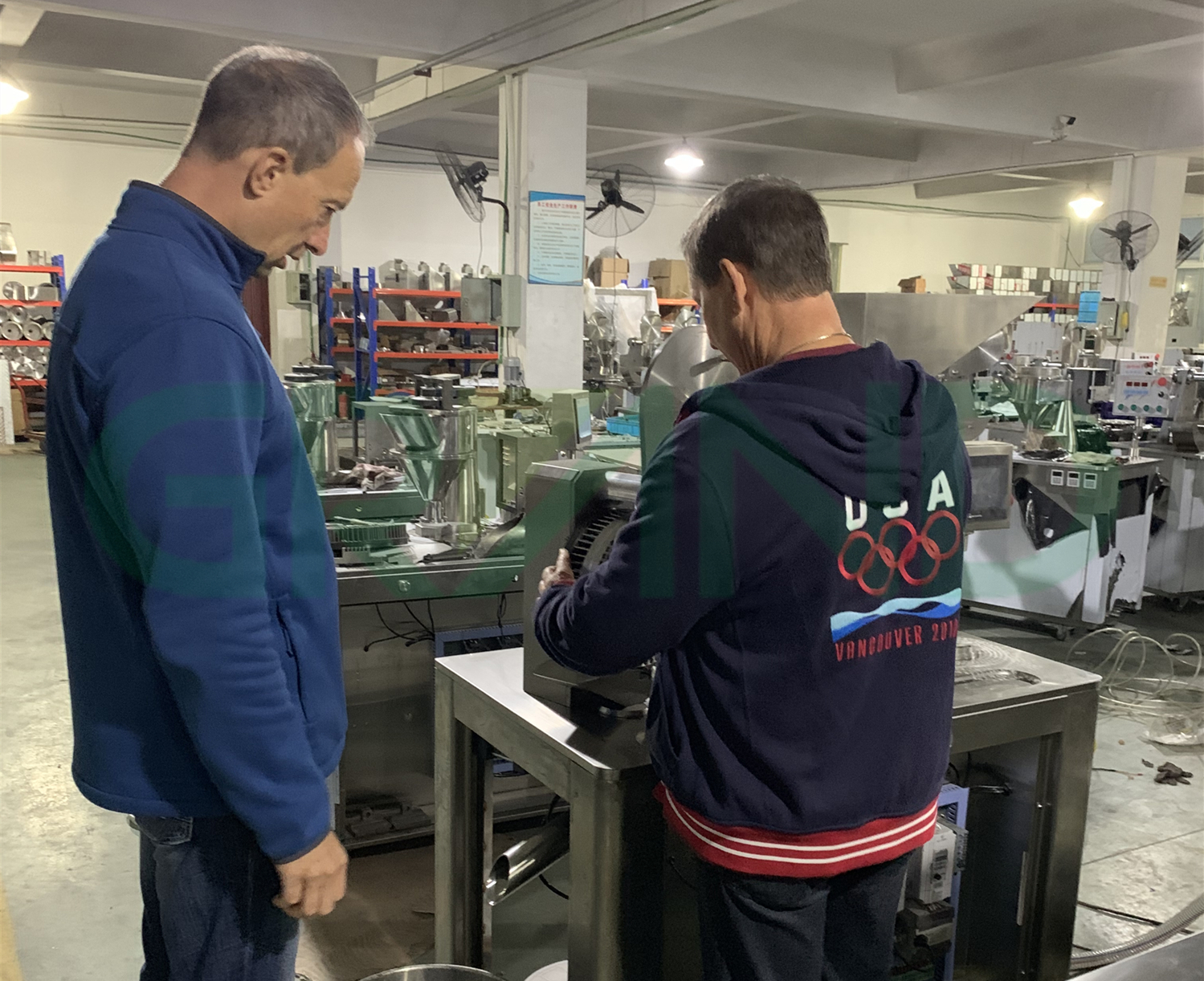 半 半 胶囊充填机 自动