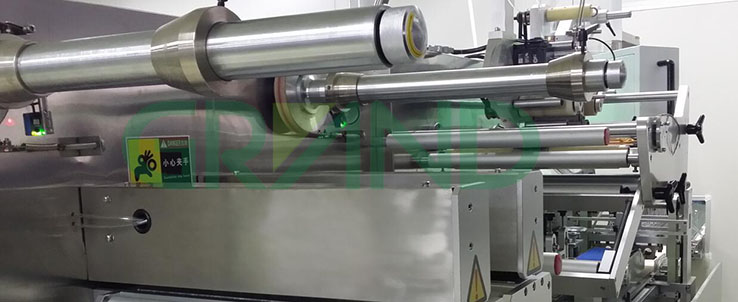 젖은 물티슈 접이식 및 포장 기계 Detalis