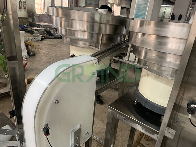 튜브 테스트 키트 충전 및 캡핑 머신 스트라큐어 드로우 드로우 03